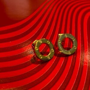 New CARTIER collection yellow gold tone Love earnings ⭐️⭐️⭐️⭐️